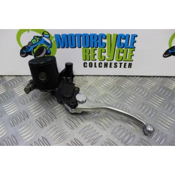 Triumph Thunderbird Sport 900 Clutch Master Cylinder and Lever 1997 to 2004 B101