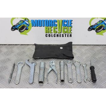 Suzuki GSF 1200 Bandit Tool Kit with Bag 1997 to 2000 Mk1 GSF1200 B058