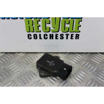 Honda CBR 900 RR Regulator Rectifier Fireblade RRW 1998 1999 CBR900 B053