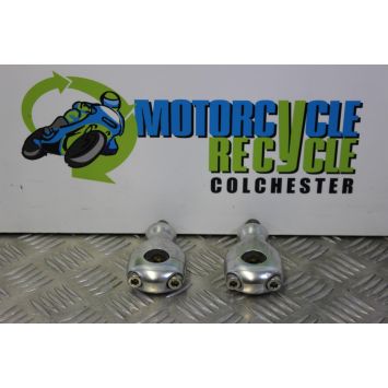 Triumph Speed Triple 955 Handlebar Clamps 2002 to 2004 955i B054
