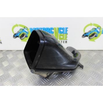 Suzuki GSXR 600 SRAD Panel Air Duct Front Left 1997 to 2000 GSXR600 GSX-R B064