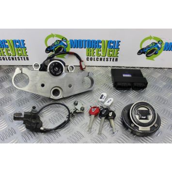 Yamaha XJR 1300 Lock Set Top Yoke Keys Fuel Injected 2007 to 2010 XJR1300 B195