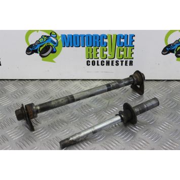 Suzuki GSF 650 Bandit Wheel Spindles Front Rear 2005 2006 GSF650 B066