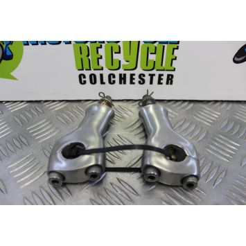 Triumph Thunderbird Sport 900 Handlebar Clamps 1997 to 2004 B101