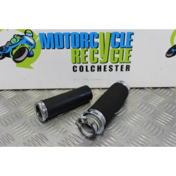 Kawasaki VN 1500 Vulcan Classic Handlebar Grips 1996 to 2001 B067