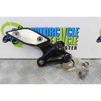 Yamaha FZ8 Fazer Footrest Hanger Right Riders 2010 to 2015 FZ8S FZ8N B051