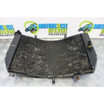 Suzuki GSXR 600 Radiator with Cap 2001 to 2003 K1 K2 K3 GSXR600 B193