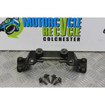Suzuki GSF 1200 Tank Mount Bracket Seat 1997 to 2000 Mk1 GSF1200 B058