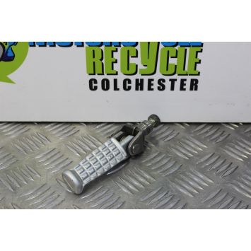 Triumph Speed Triple 955 Footrest Riders Right Front 2002 to 2004 955i B054