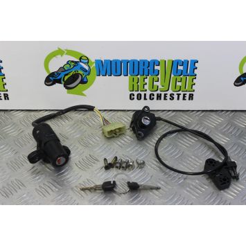Triumph Thunderbird Sport 900 Lock Set Keys Locks 1997 to 2004 B101
