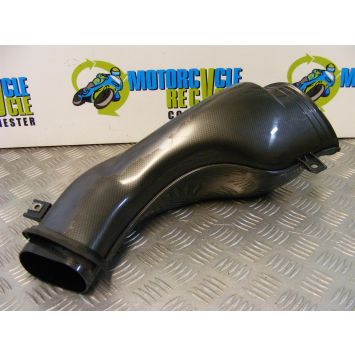 Suzuki GSXR 750 Air Duct Front Left Intake 2000 to 2003 K1 K2 K3 GSXR750 B075
