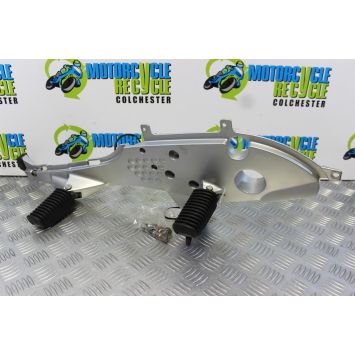BMW R 1100 RT Footrest Hanger Right R1100RT 1996 to 2001 B186