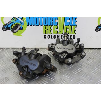 Suzuki GSF 650 Bandit Brake Calipers Front 2005 2006 GSF650 B066