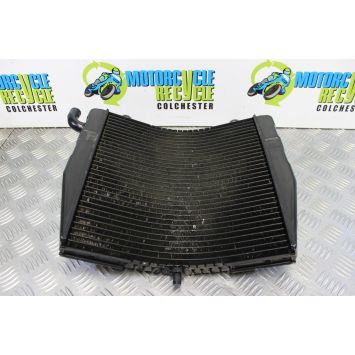 Suzuki RF 900 Radiator RF900R RF900 1994 to 1999 B060