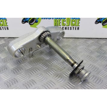 Triumph Speed Triple 955 Bottom Yoke with Top Nut 2002 to 2004 955i B054