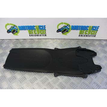 Suzuki GSXR 600 Panel Undertray Outer K6 K7 2006 2007 GSXR600 B203