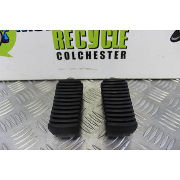 BMW R 1200 GS Footrests Rear Pillion R1200GS TU 2010 to 2012 B079