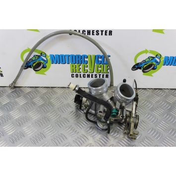 Aprilia RSV 1000 Mille Throttle Bodies Complete 2001 2002 RSV1000 B047