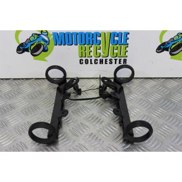 Suzuki GSF 1200 Bandit Headlight Mounts Fork 1997 to 2000 GSF1200 B058
