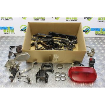 Kawasaki ZZR 1100 Fixings Various Job Lot 1993 to 2001 ZZR1100 ZX1100D B196