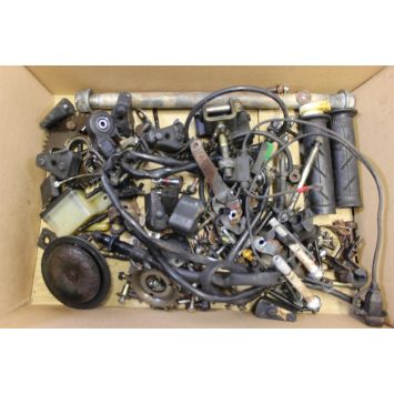 Honda VTR 1000 F Fixings Various Firestorm 2001 to 2005 VTR1000F B179