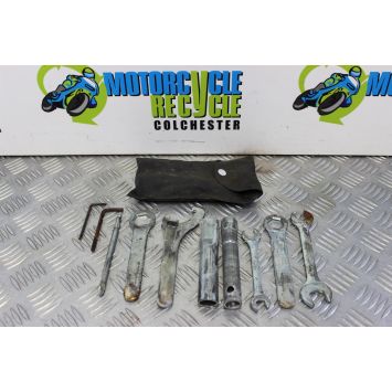Suzuki GSX 600 F Tool Kit with Bag GSXF 2001 to 2006 GSX600F B071