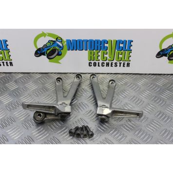 Honda CBR 900 RR Footrest Hangers Rear Fireblade 954 2002 2003 CBR900 B191