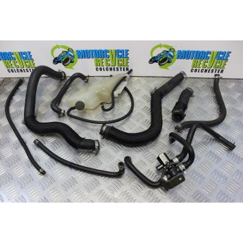 Suzuki GSXR 600 Radiator Hoses Coolant Bottle 2004 2005 K4 K5 GSXR600 B192