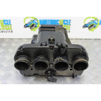 Yamaha XJR 1300 Airbox Air Filter Housing 1999 to 2003 XJR1300 B048