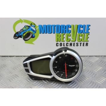 Triumph Street Triple 675 Clocks Dash Speedo ABS 21k miles 2013 to 2016 B049