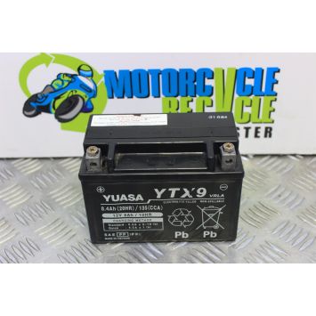 Suzuki GSXR 600 Battery YTX9 Yuasa 2001 to 2003 K1 K2 K3 GSXR600 B193