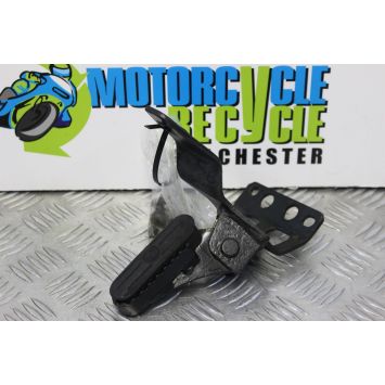 BMW F 650 GS Footrest with Hanger Right Front F650GS F650 2004 to 2006 B181