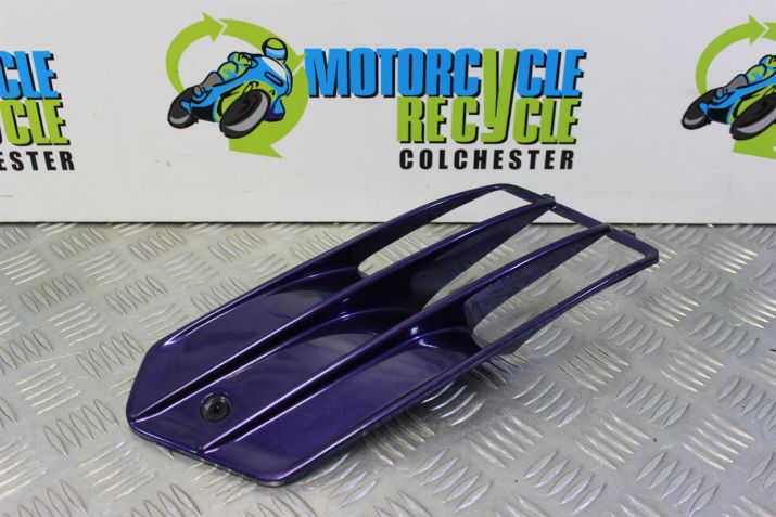 Suzuki RF 900 Panel Right Fairing Infill Lower RF900R RF900 1994 to 1999 B060