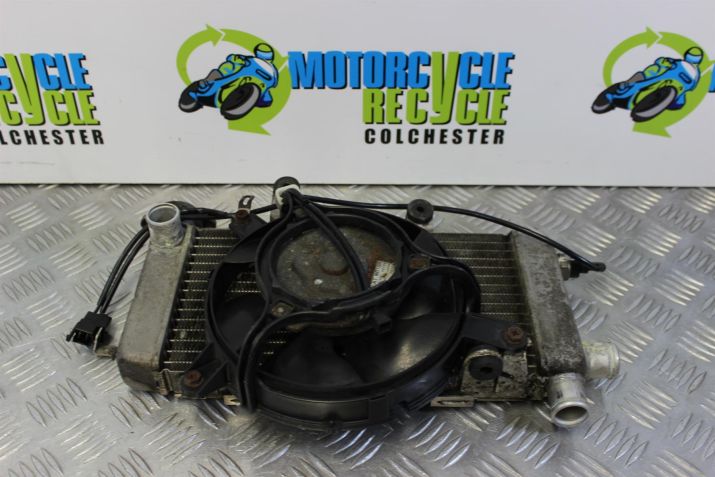 Honda VTR 1000 F Radiator Right Fan Firestorm 1997 to 2000 VTR1000F B062