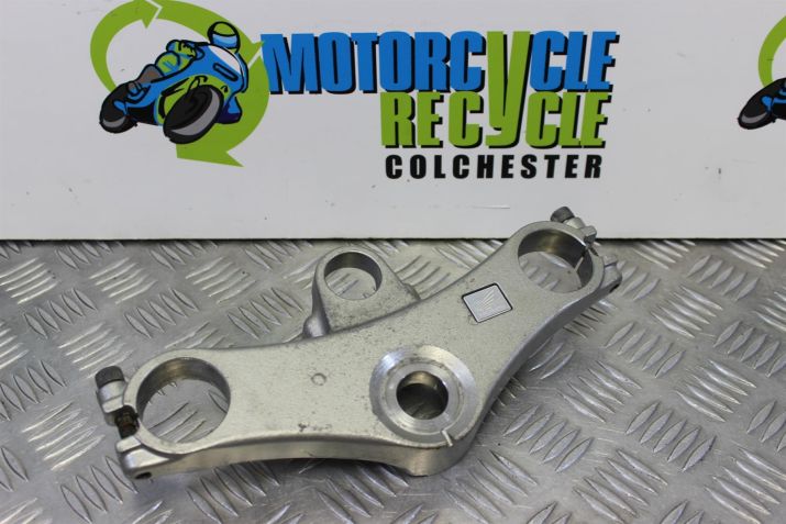 Honda VFR 800 Yoke Top 41mm 1998 to 2001 VFR800 VFR800F B050