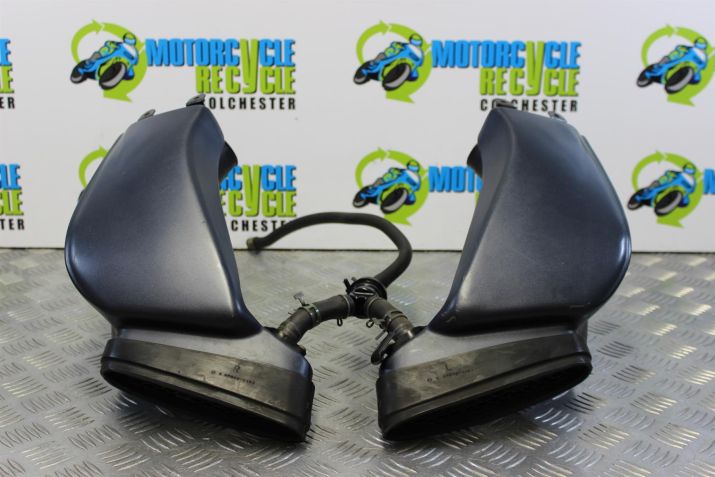 Kawasaki ZX 9 R Air Intake Chambers Pair ZX9R Ninja 1998 1999 C1 C2 B103