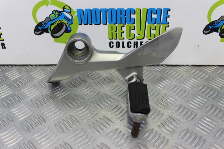 Honda VFR 800 Footrest Hanger Left Front 1998 to 2001 VFR800 VFR800F B050