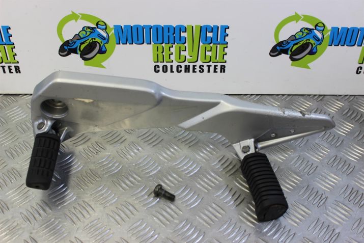 Honda XL 650 V Transalp Footrest Hanger Left 2000 to 2007 XL650V B068