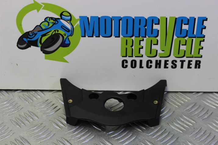 Triumph Street Triple 675 Panel Seat Catch Moulding 2013 to 2016 B049