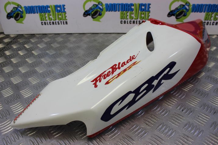 Honda CBR 900 RR Panel Rear Tail Right Fireblade RRW 1998 1999 CBR900 B053
