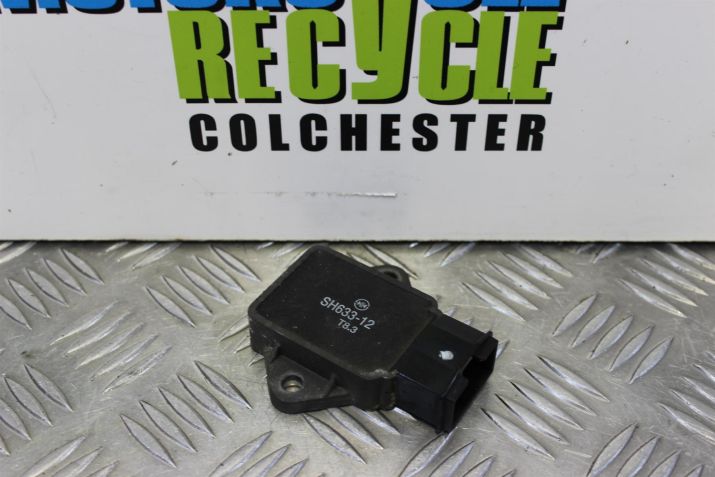 Honda CBR 900 RR Regulator Rectifier Fireblade RRW 1998 1999 CBR900 B053