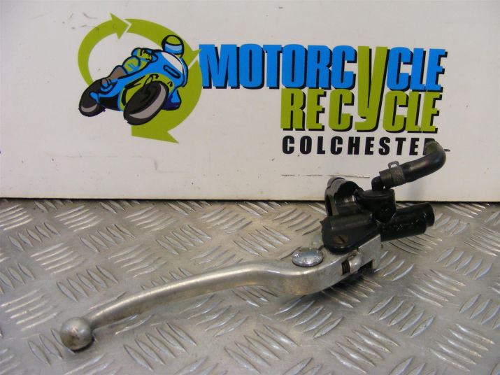 Suzuki GSXR 750 Brake Master Cylinder Front 2000 to 2003 K1 K2 K3 GSXR750 B075