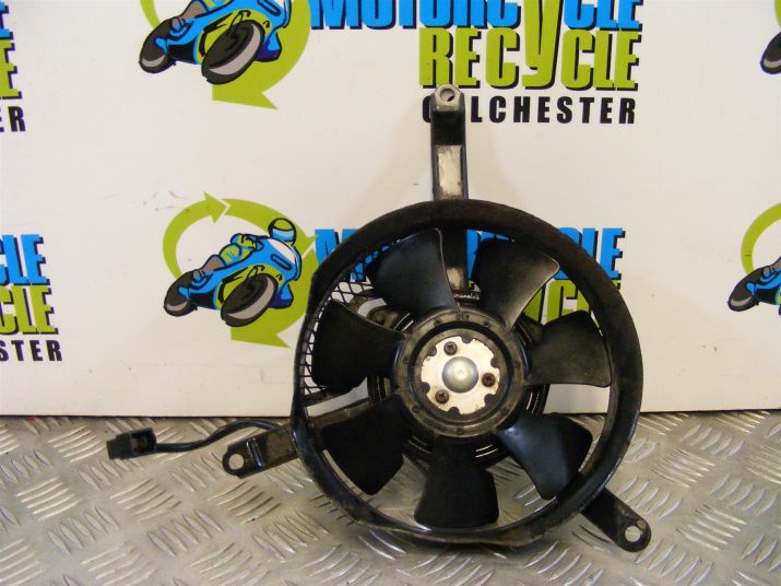 Suzuki GSXR 750 Radiator Fan 2000 to 2003 K1 K2 K3 GSXR750 B075