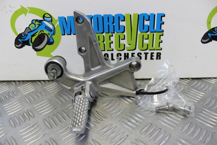 Honda CBR 1000 RR Footrest Hanger Right Front Fireblade 2008 to 2011 B078