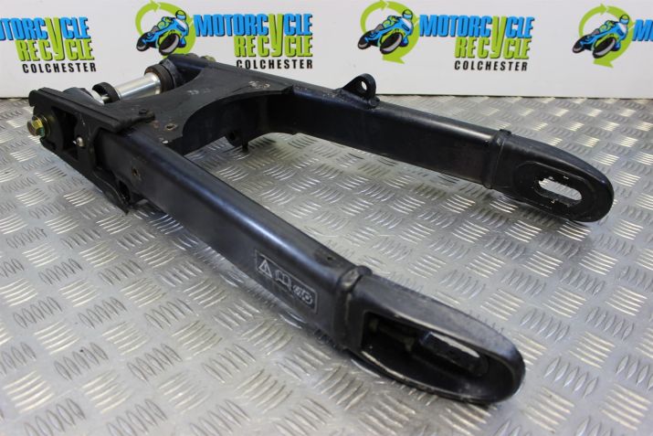 Triumph Legend TT Swingarm Rear 1998 to 2001 900 B052
