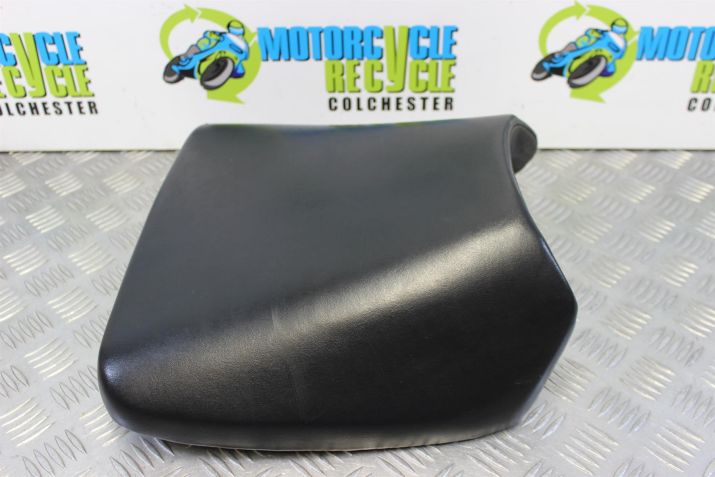 Honda CBR 900 RR Seat Front Riders Fireblade RRW 1998 1999 CBR900 B053