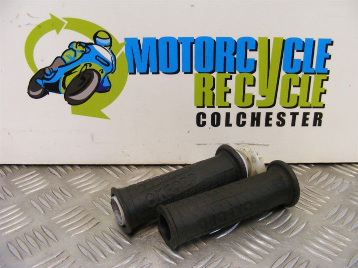 Suzuki GSXR 750 Handlebar Grips Oxford 2000 to 2003 K1 K2 K3 GSXR750 B075