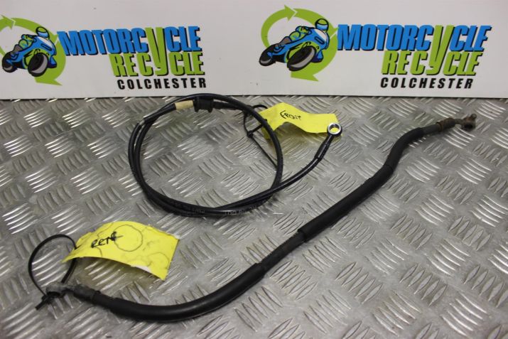 Triumph Adventurer 900 Brake Hoses Front Rear 1996 to 2001 B100