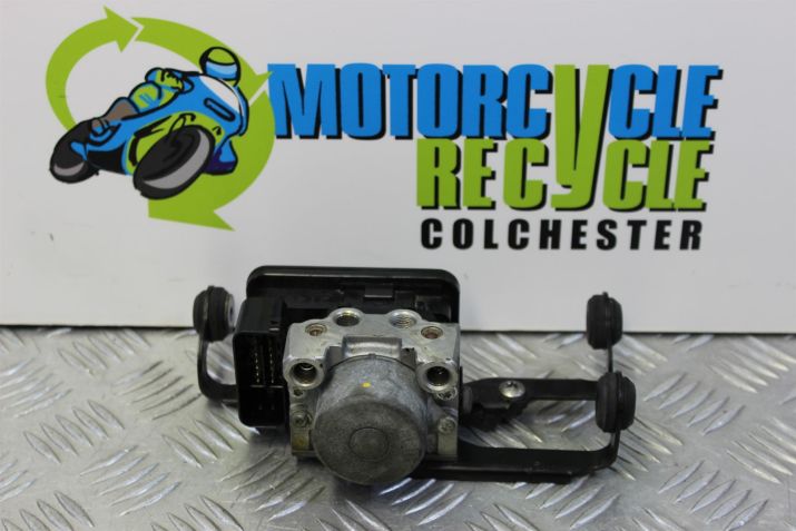 Triumph Street Triple 675 ABS Pump 2013 to 2016 B049