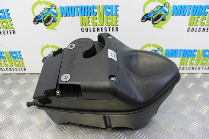 Ducati Hypermotard 796 Airbox Air Filter Housing 2010 2011 2012 B085